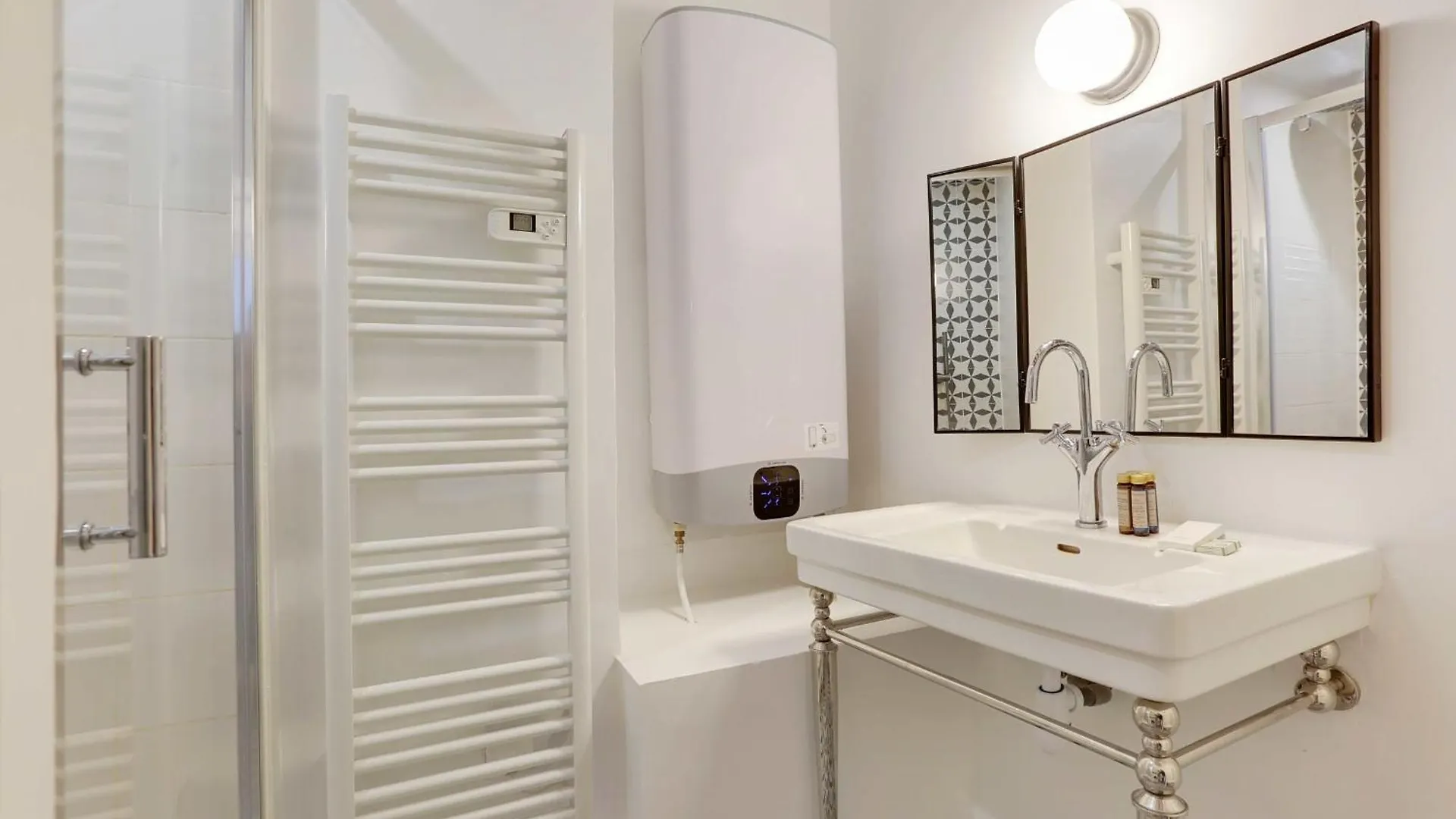 Apartamento Residence Montgolfier París Francia